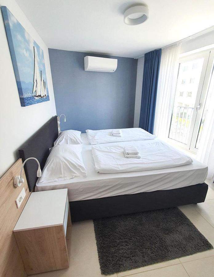Lux Vista Suite Umag Exterior photo